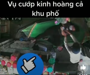 Clip Vụ Cướp Kinh Hoàng Làm Dậy Sóng Cả Khu Phố