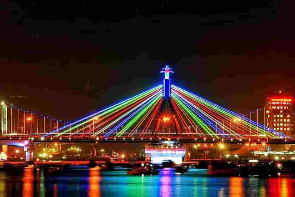 Cầu Quay Sông Hàn Quay Lúc Mấy Giờ